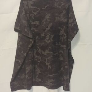 Lululemon Scarf Black Gray Camo Shawl Vinyasa Snap Reversible Athleisure OS